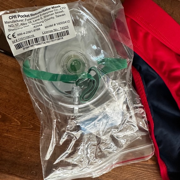 Official Lifeguard Bikini - Picture 5 of 5